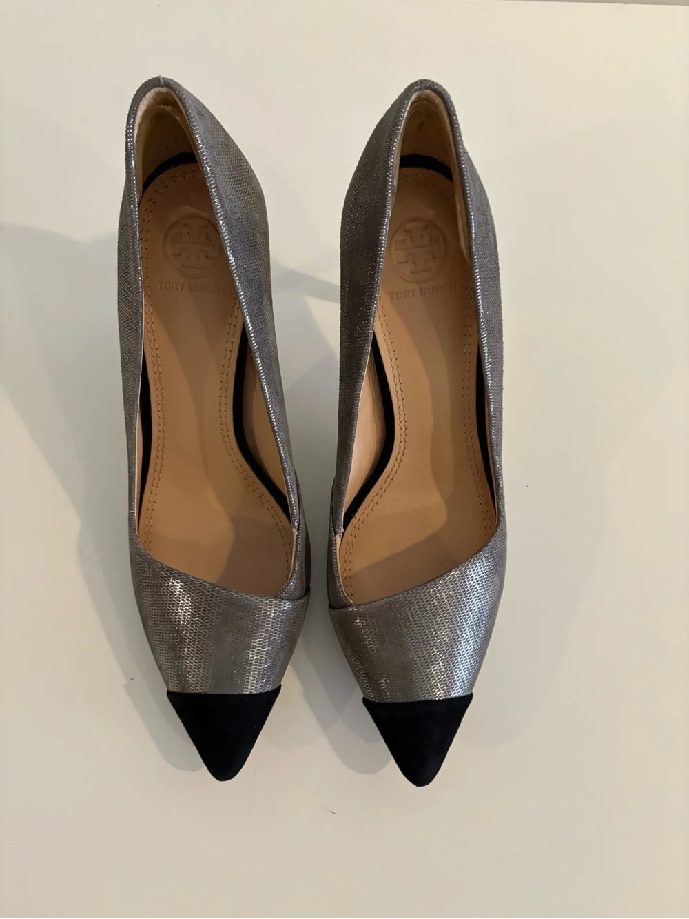 Tory Burch || Shaila Pewter Metallic Pump Cap Toe Silver Black 7.5